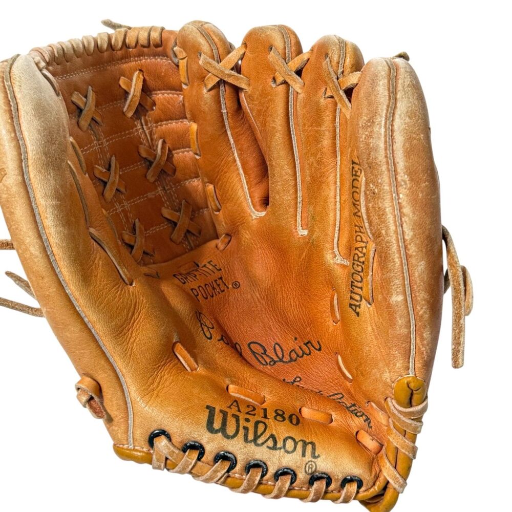 Wilson Baseball Glove Paul Blair Autographed Model A2180 Youth RHT Mitt